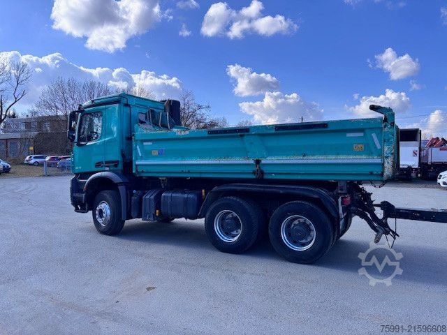 Dreiseitenkipper LKW MERCEDES-BENZ Arocs 3345 6x4  Meiller 3 Seitenkipper Bordmatic