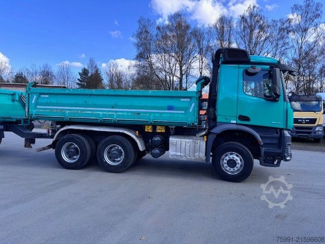 Dreiseitenkipper LKW MERCEDES-BENZ Arocs 3345 6x4  Meiller 3 Seitenkipper Bordmatic