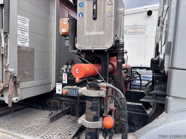 Dreiseitenkipper LKW MERCEDES-BENZ Arocs 4   6x4 Dreiseitenkipper mit Ladekran