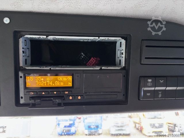 Dreiseitenkipper LKW MERCEDES-BENZ Arocs 4   6x4 Dreiseitenkipper mit Ladekran