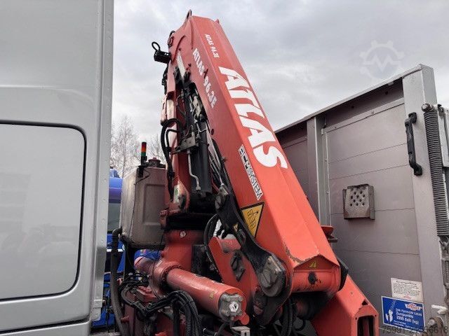 Dreiseitenkipper LKW MERCEDES-BENZ Arocs 4 6x4 Dreiseitenkipper mit Ladekran