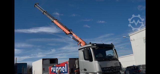 Dreiseitenkipper LKW MERCEDES-BENZ Arocs 4   6x4 Dreiseitenkipper mit Ladekran