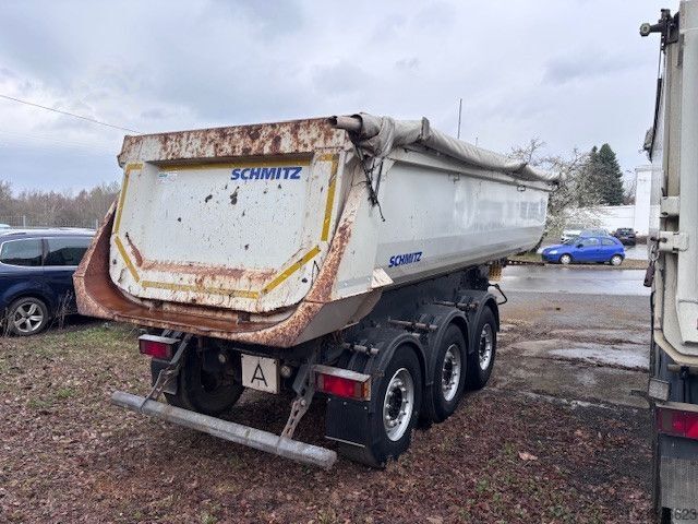Kipper Auflieger SCHMITZ CARGOBULL SKI 24 7,5 verstärkte Ausführung