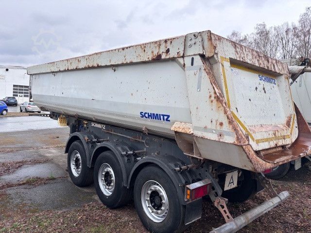Kipper Auflieger SCHMITZ CARGOBULL SKI 24 7,5 verstärkte Ausführung