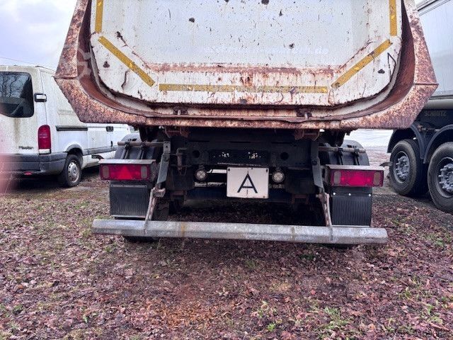 Kipper Auflieger SCHMITZ CARGOBULL SKI 24 7,5 verstärkte Ausführung