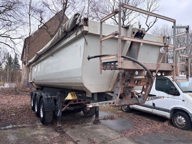 Kipper Auflieger SCHMITZ CARGOBULL SKI 24 7,5 verstärkte Ausführung