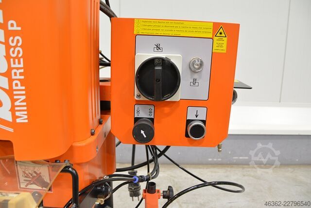 Beschlagbohrmaschine Blum MINIPRESS P