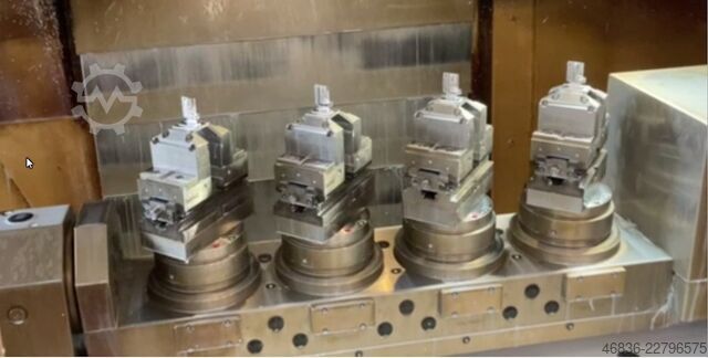 CNC machining center with 4th/5th axis and 4 spindles Spinner VT 1150