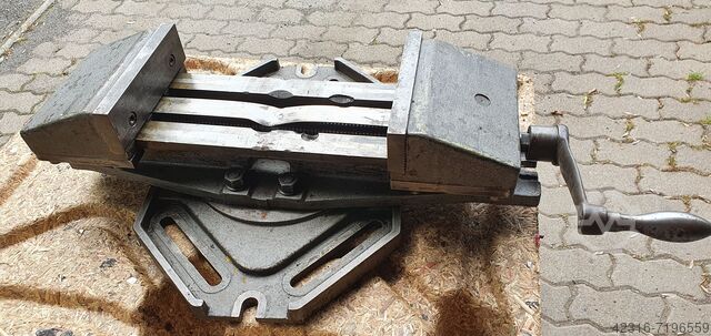 Machine vice centric clamping unbekannt
