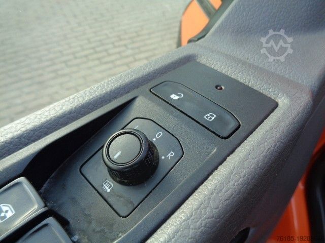 Pritschenwagen VOLKSWAGEN T6.1 Doka 1. Hand Klima