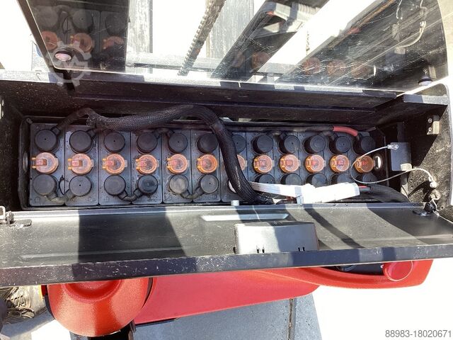 High Lift stacker EP ES12-12WA