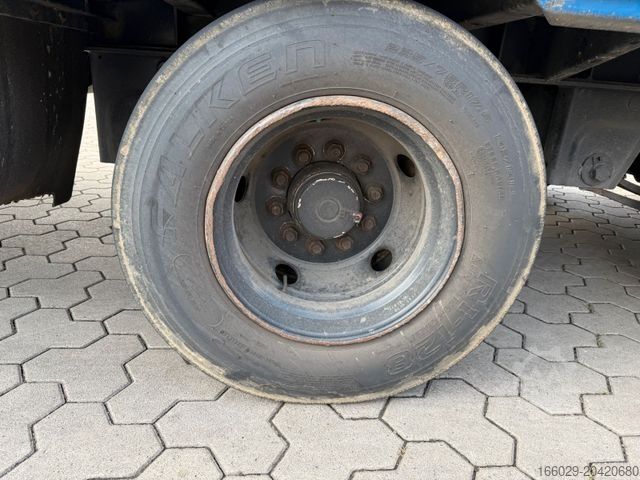 Open semitrailer with tarp DINKEL Gabelstapler-Transporter mit Rampe