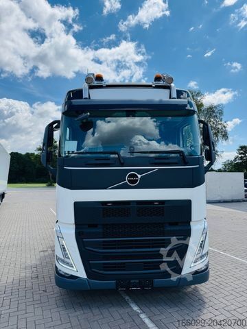 Spezial-LKW VOLVO FH540 6x2 Containerpritsche mit F545RA.2.26