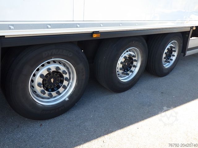 Reefer semitrailer SCHMITZ CARGOBULL SKO 24/L FP 45 Multitemp/Doppelst./LBW 3to./Lift