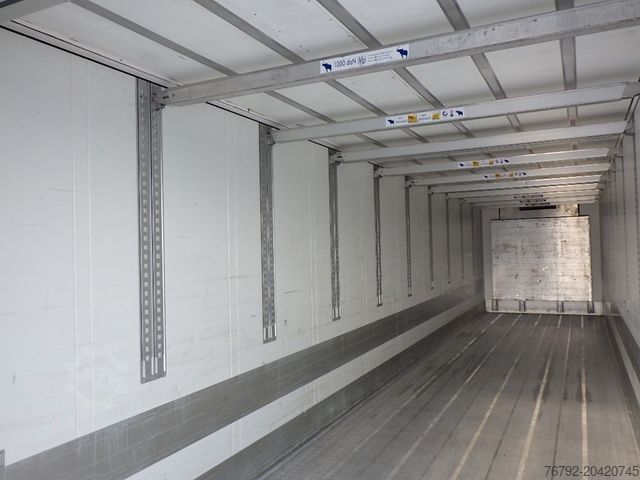 Reefer semitrailer SCHMITZ CARGOBULL SKO 24/L FP 45 Multitemp/Doppelst./LBW 3to./Lift