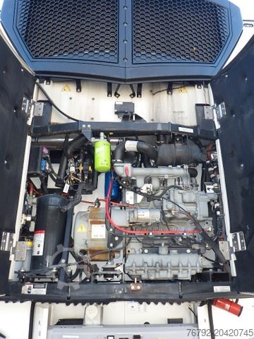 Reefer semitrailer SCHMITZ CARGOBULL SKO 24/L FP 45 Multitemp/Doppelst./LBW 3to./Lift