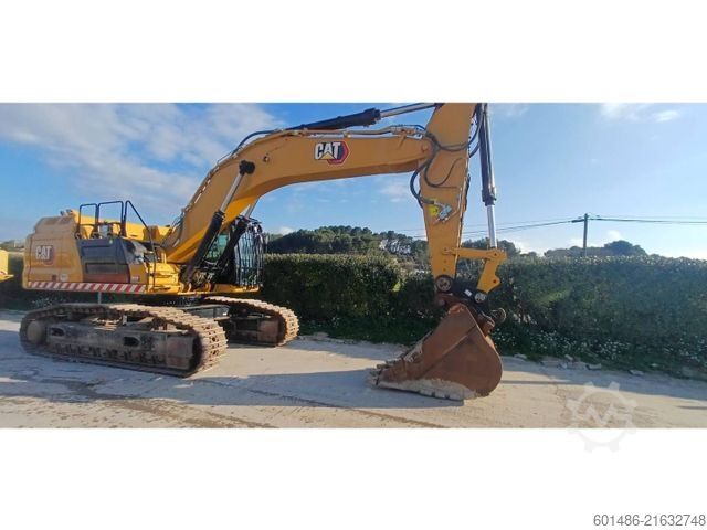 Kettenbagger CATERPILLAR 336 Baujahr 2021 CE