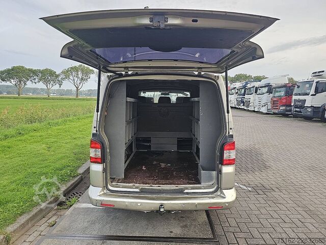 High-roof van VW T5