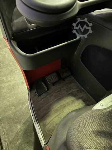 Reach Trucks Linde R14B-01