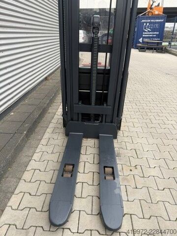 Pedestrian Stacker Noblelift PS16L  TX5300