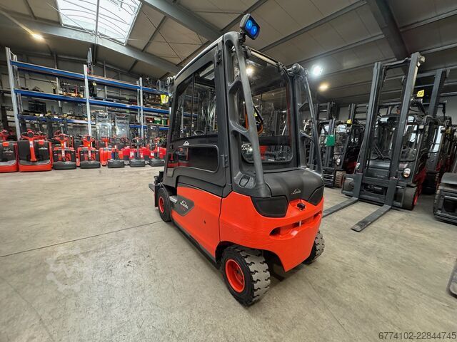 Electric - 4 wheels Linde E25L-01-387--EK