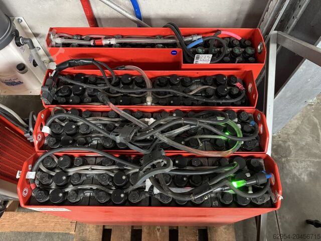 Drive battery *Sonstige 24V Batterie 200 AH Bj.2018