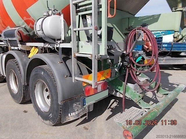 Betonmischer LKW MERCEDES-BENZ AROCS 3240 8x4 Betonmischer Liebherr 9 m³