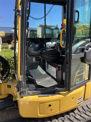 Komatsu PC38MR-5 Komatsu PC38MR-5