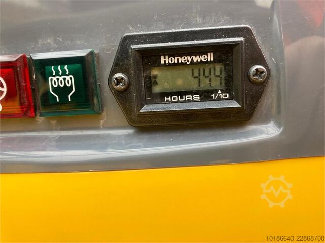 Komatsu PC09-1HAM Komatsu PC09-1HAM