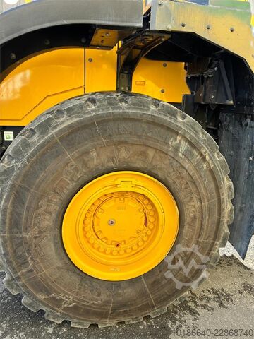Komatsu WA500-8E0 Komatsu WA500-8E0