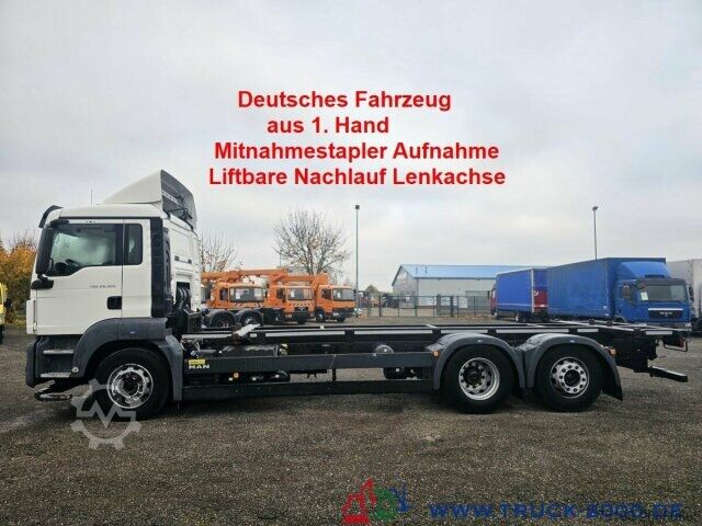 Wechselfahrgestell LKW MAN TGS 26.320 6x2 BDF Mitnahmestapler AHK 1. Hand