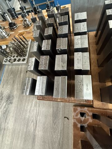 CNC-Universal-Bearbeitungszentrum REIDEN BF 4H