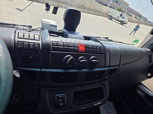 LKW mit Pritsche & Plane Iveco EuroCargo 120