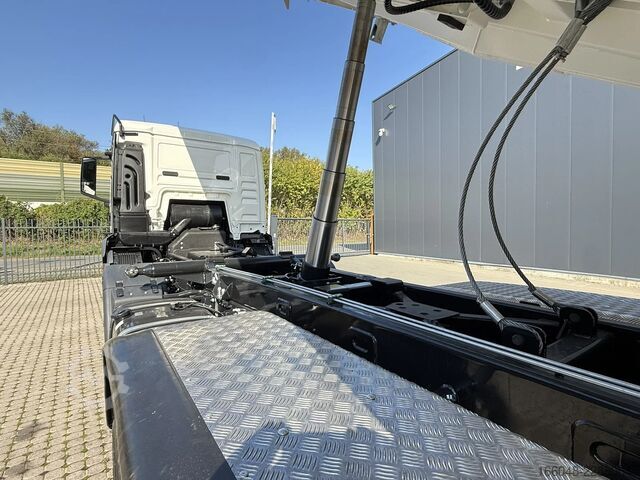 Kipper MAN TGS 35.480 TGS 35.480 8x4 Retarder 3-Seiten-Kipper