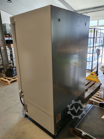 −86 °C laboratory freezer VWR ULT Freezer Eco 528 Premium