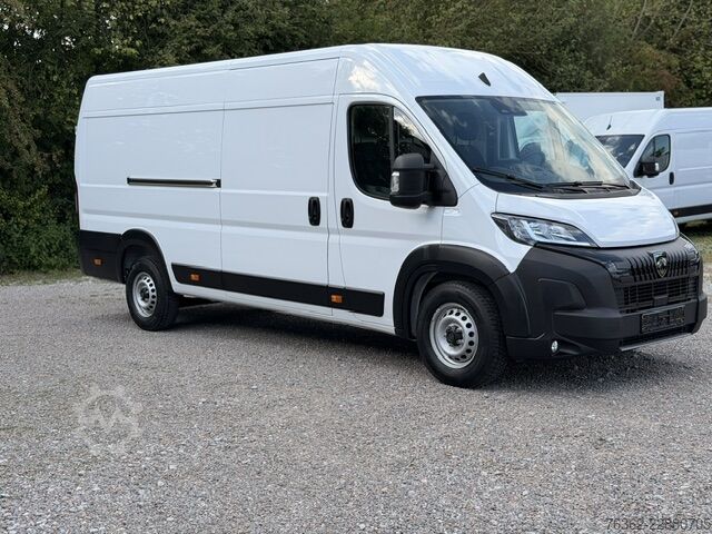 Hochdach-Kastenwagen mit langem Radstand Peugeot Boxer 35 L4H2 140 KlimaKameraTempo Navi