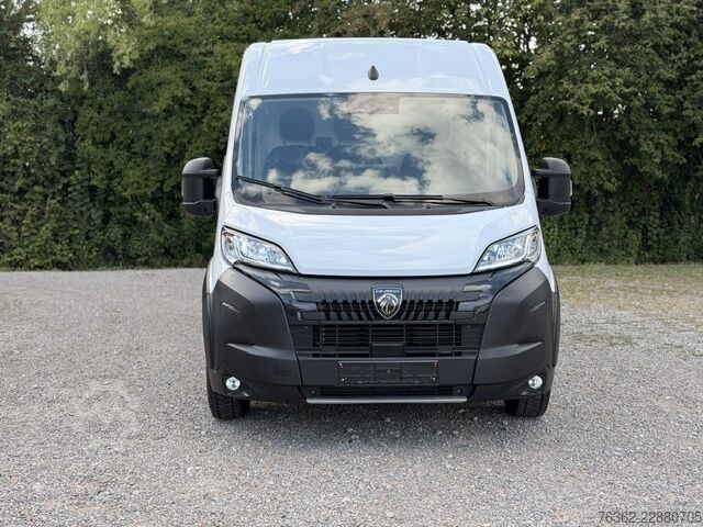 Hochdach-Kastenwagen mit langem Radstand Peugeot Boxer 35 L4H2 140 KlimaKameraTempo Navi