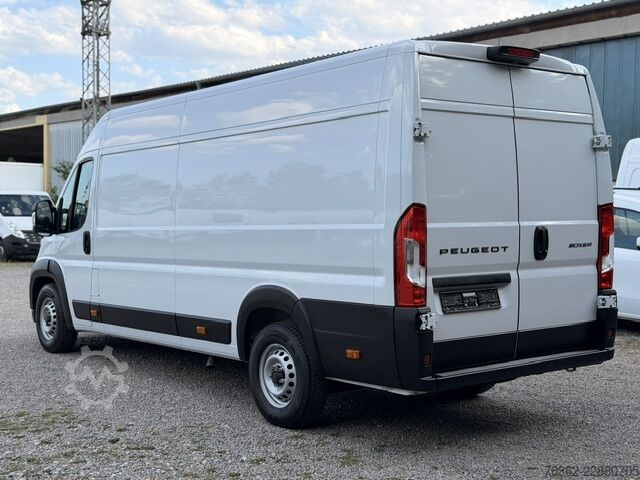 Hochdach-Kastenwagen mit langem Radstand Peugeot Boxer 35 L4H2 140 KlimaKameraTempo Navi
