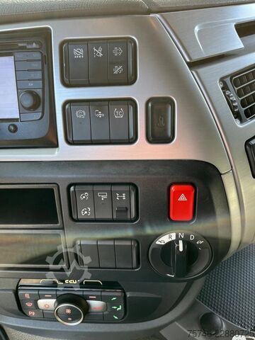 Standard-SZM DAF XF 480 SSC STANDARD Intarder E6D !! Schubboden ...