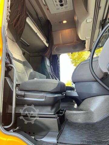 Standard-SZM DAF XF 480 SSC STANDARD Intarder E6D !! Schubboden ...