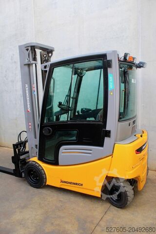 Gabelstapler Jungheinrich EFG 318k 370 ZT