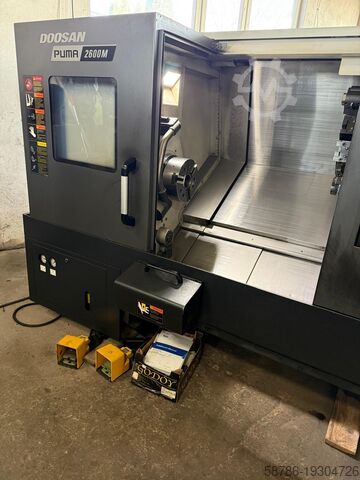 CNC lathe Doosan Puma 2600M