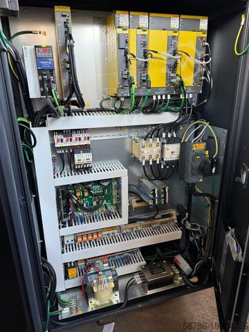 CNC lathe Doosan Puma 2600M