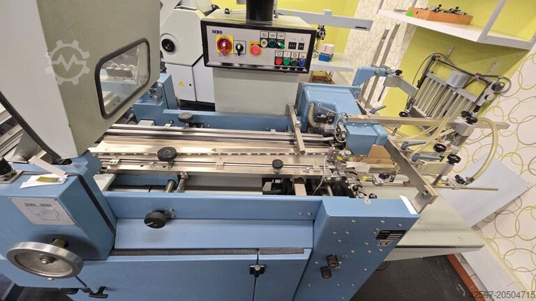 Folding machine Falzmaschine MBO T400 - 4 mit Kreutzbruch DC