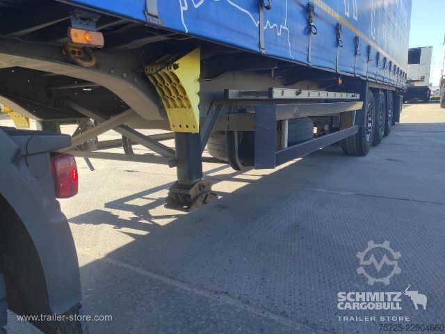 Auflieger mit Pritsche & Plane Schmitz Cargobull Curtainsider Standard