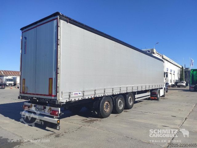 Auflieger mit Pritsche & Plane Schmitz Cargobull Curtainsider Standard