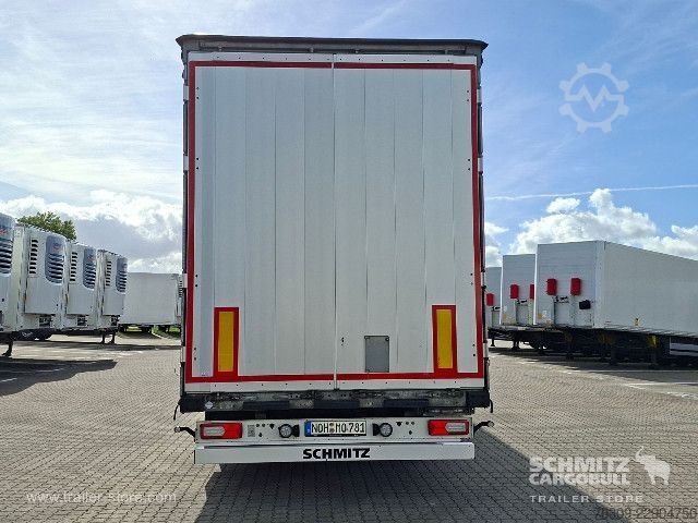 Auflieger mit Pritsche & Plane Schmitz Cargobull Curtainsider Mega Getränke