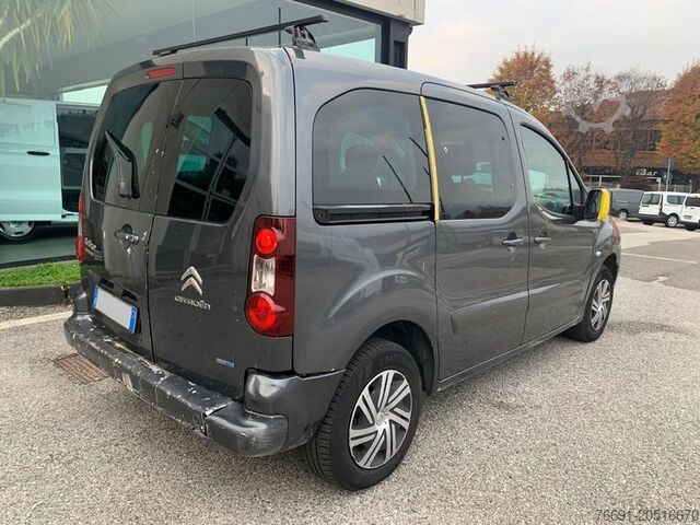 Kleintransporter Citroen Berlingo Multispace 5 posti - Autocarro -