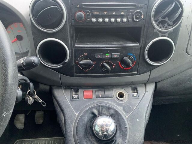 Kleintransporter Citroen Berlingo Multispace 5 posti - Autocarro -