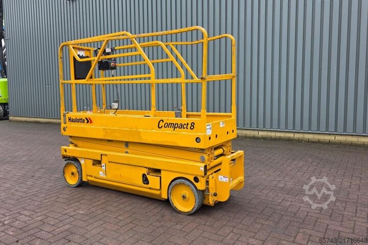Scissor lift Haulotte Compact 8 As-Is, Electric, 8m Working Height, 350k